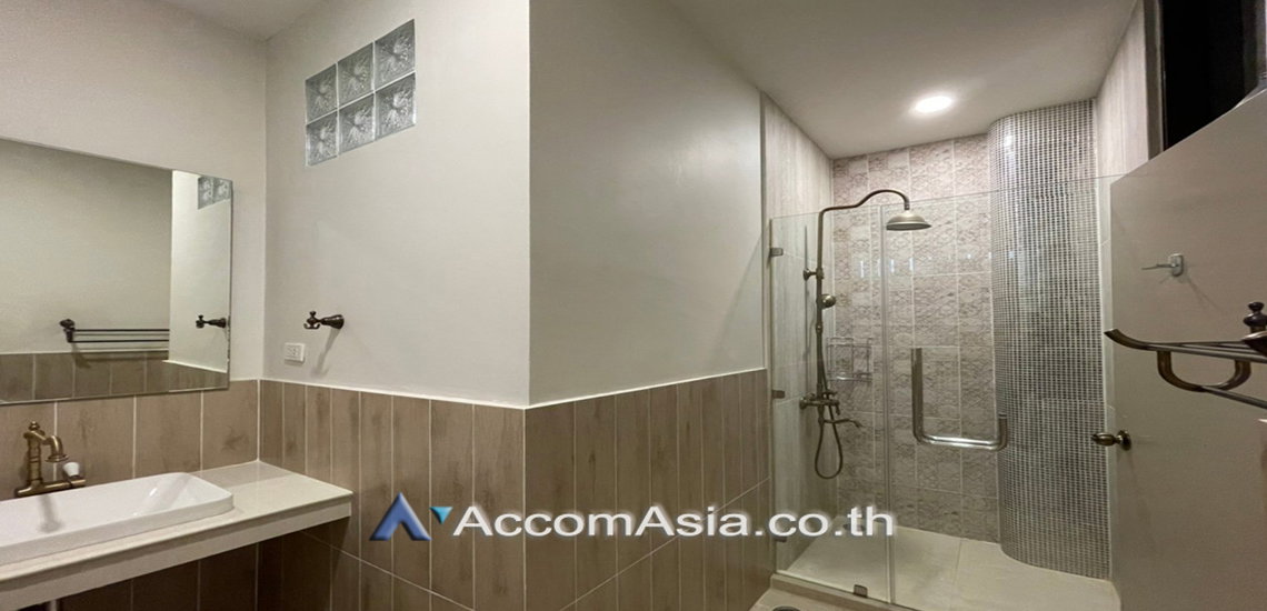 picture 🔼🔽 AccomA 📩 Home Office,Garden 3 BR House in Khlong Toei Nuea (AA12557) - 14/17