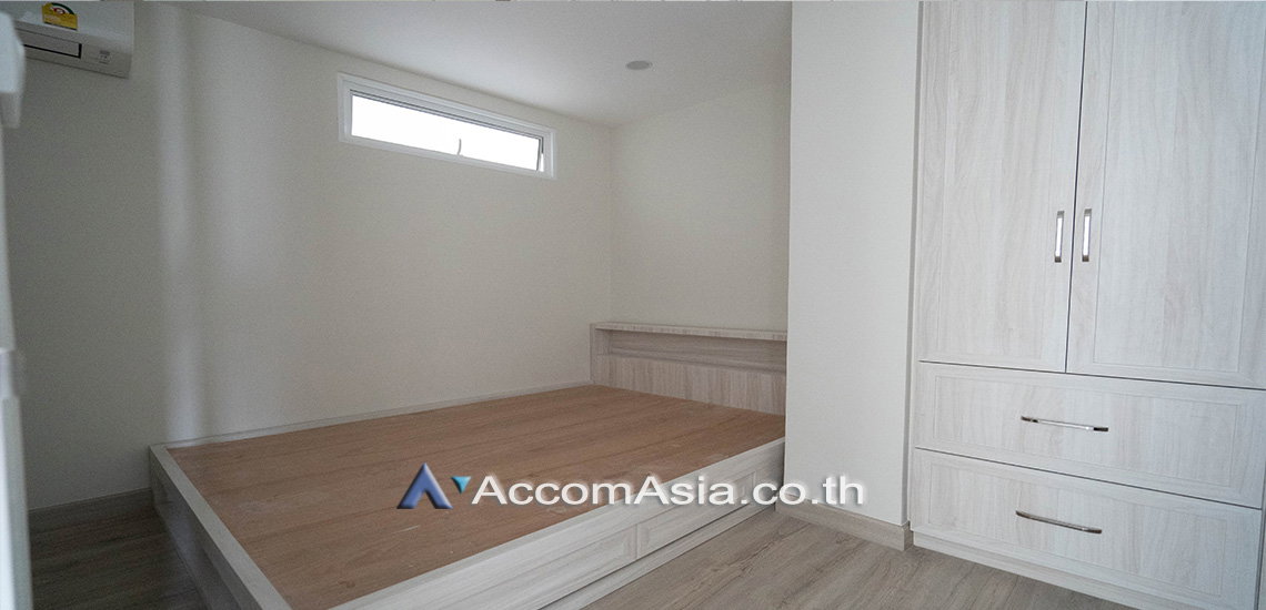 รูป 🔼🔽 AccomA 📩 High-rise condo with skyline view and bright interior at Baan Yen Akard  (1518425) - รูปที่ 7/11