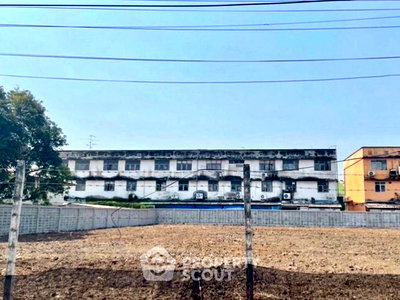 ที่ดินให้เช่า : ที่ดินสำหรับปล่อยเช่า 1,468 ตารางเมตร แถว ใกล้ ลาซาล (ID 2690857)