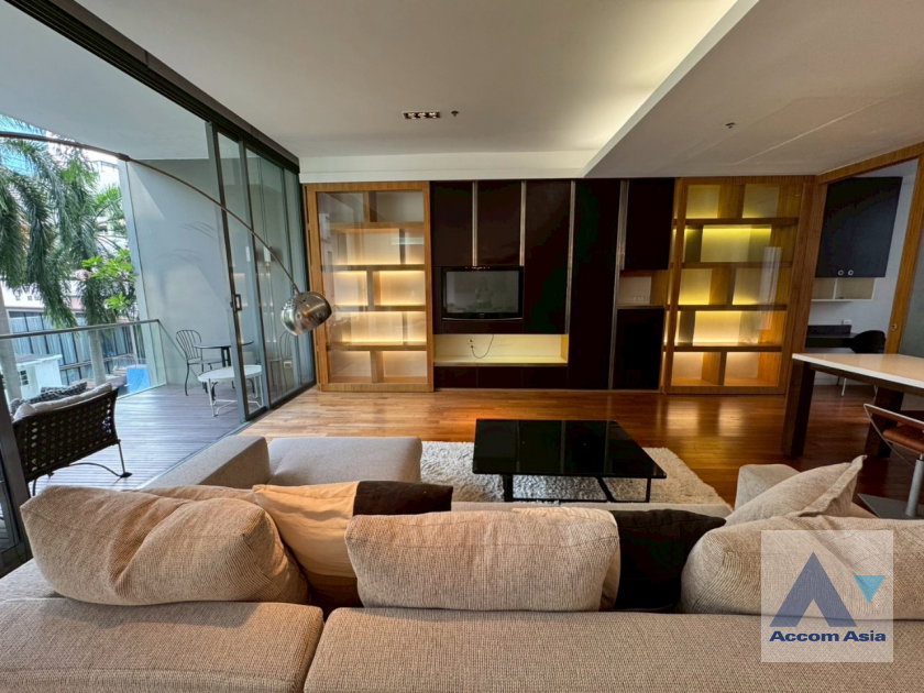 รูป 🔼🔽 AccomA 📩 Elegant condo with warm tones and built-in features (1512069) - รูปที่ 6/20