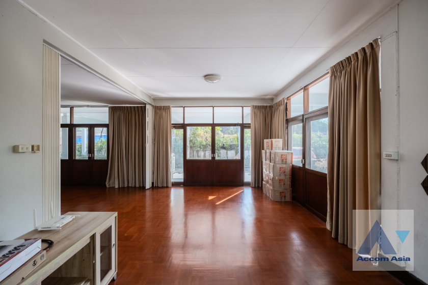 รูป 🔼🔽 AccomA 📩 Pet friendly,Private Swimming Pool 5 BR House in Khwaeng Sam Sen Nai (1913419) - รูปที่ 8/20