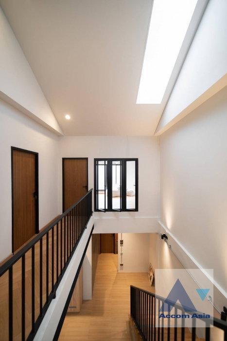 picture 🔼🔽 AccomA 📩 2-Storey Modern house in Moo Baan Klongtan Nivet (AA43873) - 8/20