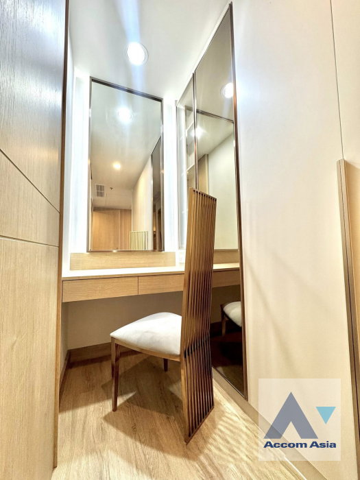 picture 🔼🔽 AccomA 📩 Newly renovated 3 BR Condominium @Royal Saladaeng (AA45328) - 14/18