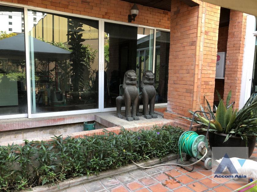 picture 🔼🔽 AccomA 📩 Home Office 4 BR House in Phra Khanong Nuea (AA39609) - 19/20
