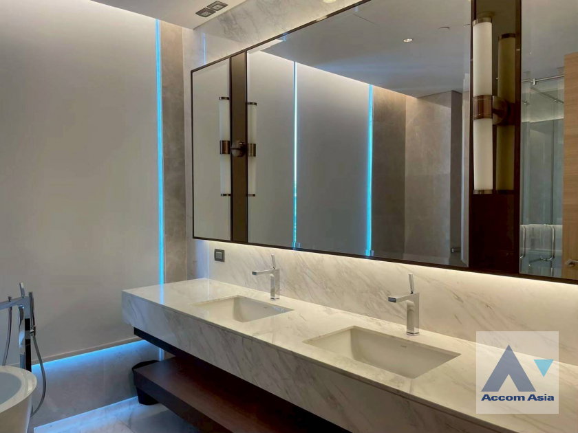 รูป 🔼🔽 AccomA 📩  2 BR Condominium @Sindhorn Residence (AA39437) - รูปที่ 11/11