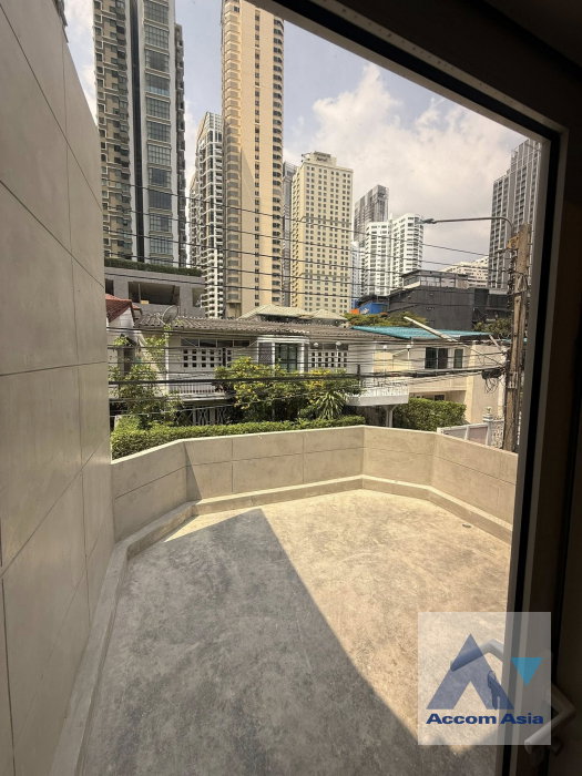 รูป 🔼🔽 AccomA 📩 Newly renovated,Pet friendly 3 BR House in Klong Tan (AA45709) - รูปที่ 9/11