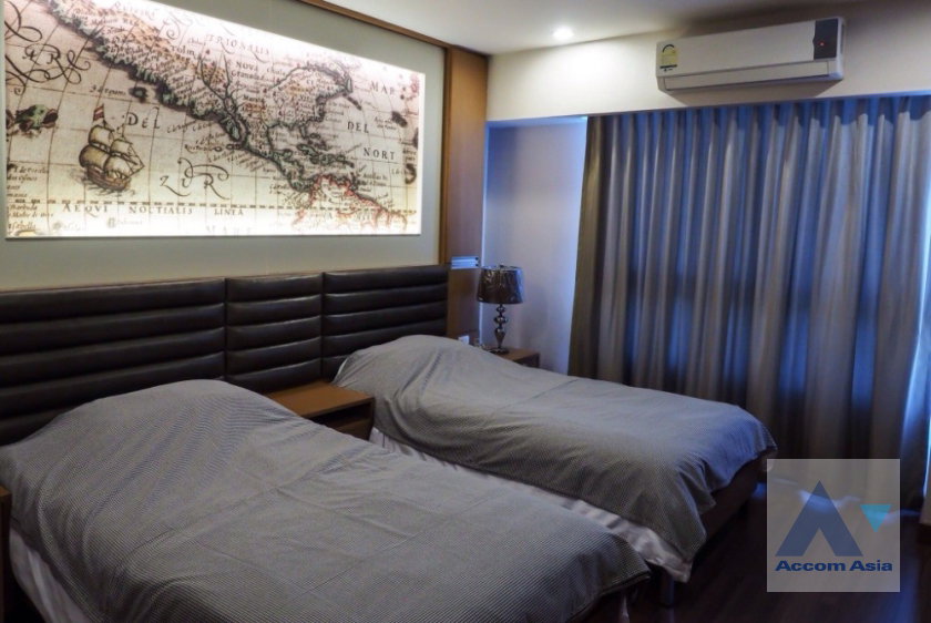 รูป 🔼🔽 AccomA 📩 Well-maintained condominium with warm wood tones near Sathorn (1516940) - รูปที่ 10/11