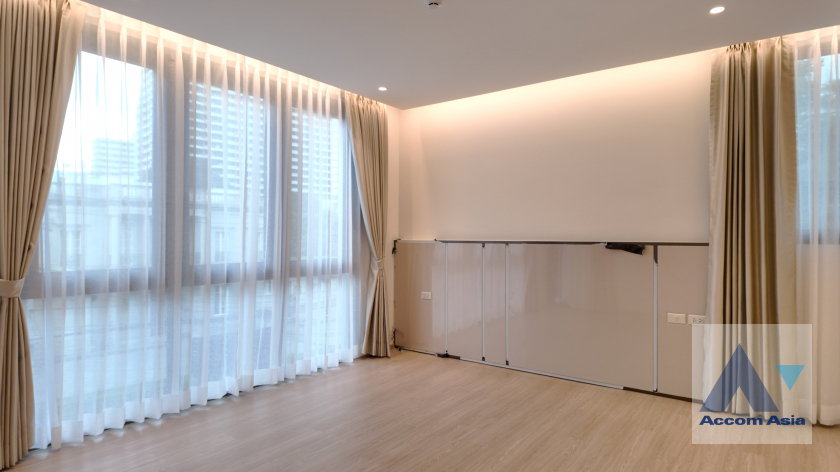 รูป 🔼🔽 AccomA 📩 Private Swimming Pool 4 BR House in Khlong Tan Nuea (AA38256) - รูปที่ 14/20