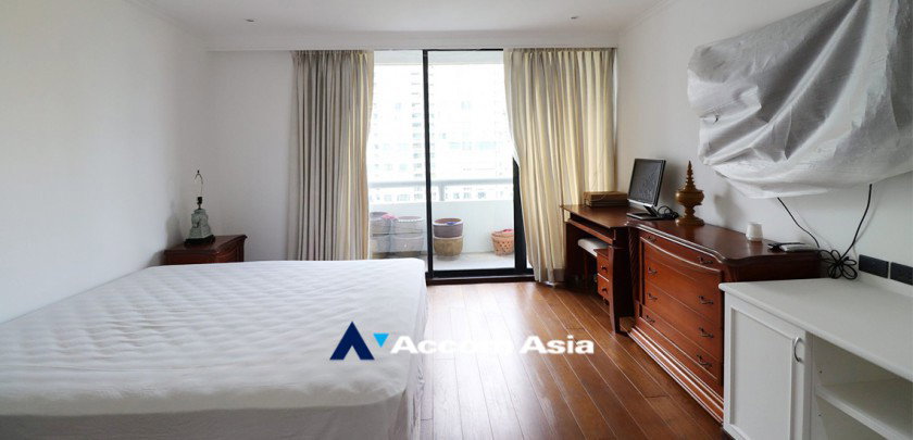 picture 🔼🔽 AccomA 📩 Spacious Classic Condo – Bright, Airy & Private Layout - 15/20