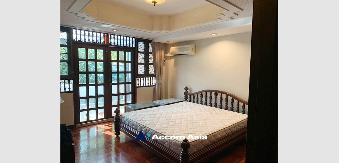 รูป 🔼🔽 AccomA 📩 Classic house with wood interior and spiral staircase in Sathorn (AA34027) - รูปที่ 6/8