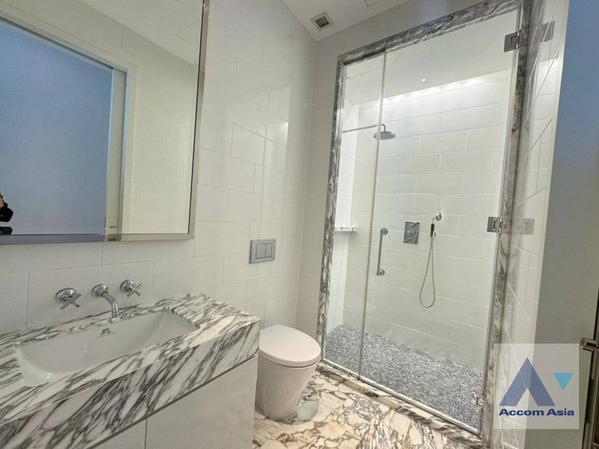picture 🔼🔽 AccomA 📩  2 BR Condominium @The Ritz Carlton Residences (AA45894) - 17/18