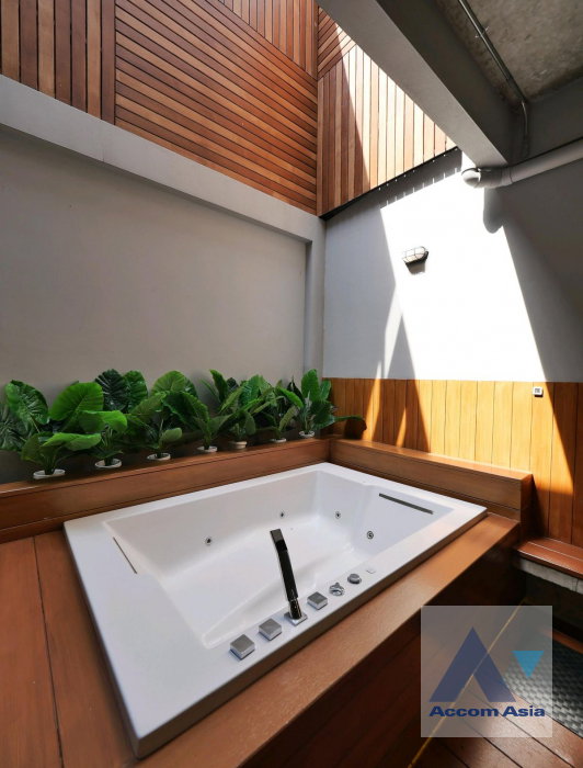 picture 🔼🔽 AccomA 📩 3 BR House in Khlong Tan Nuea (AA27387) - 9/20