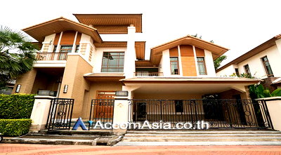 Houses for rent Bangkok : 🔼🔽 AccomA 📩  4 BR House @Baan Sansiri Sukhumvit 67 (50144)