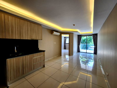 Condos for sale : Laguna Beach Condominium in Jomtien