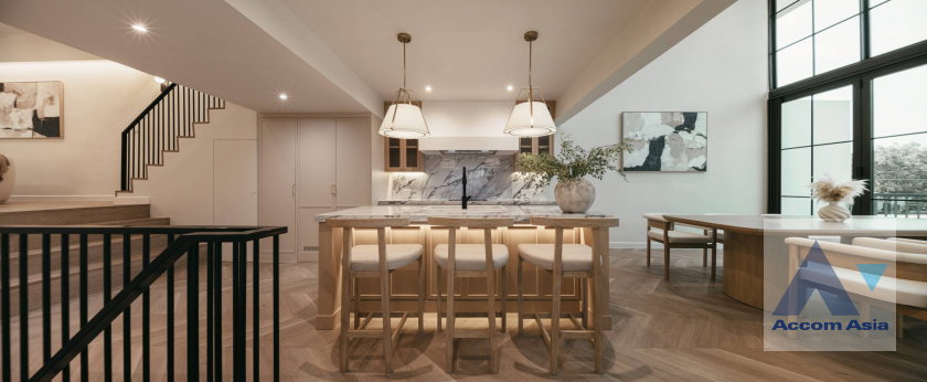 รูป 🔼🔽 AccomA 📩 Pet friendly,Newly renovated,Corner Unit 5 BR Townhouse @Regent 71 (AA43783) - รูปที่ 4/18