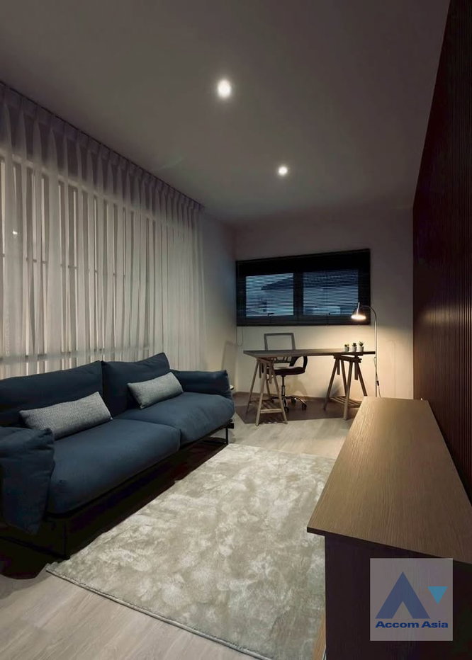 picture 🔼🔽 AccomA 📩 Fully Furnished,Corner Unit,Newly renovated 3 BR Townhouse @ (AA45705) - 6/9