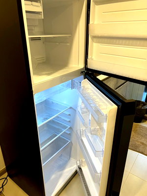 Condos for rent Chatuchak : Cheapest in the project! ‼️ For Rent 🔥 Aspire Ratchayothin. Beautiful, spacious room, great location. Fully furnished + washing machine included📍