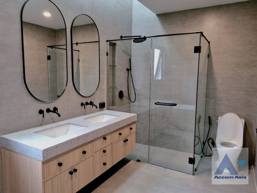 รูป 🔼🔽 AccomA 📩 Pet friendly,Corner Unit 3 BR House in Phra Khanong Nuea (AA35371) - รูปที่ 9/9