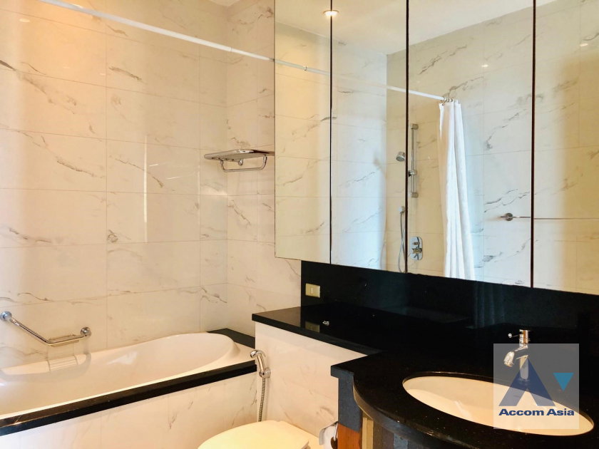 รูป 🔼🔽 AccomA 📩 Modern city condo with open views and full-function layout in Sathorn (AA21282) - รูปที่ 19/20