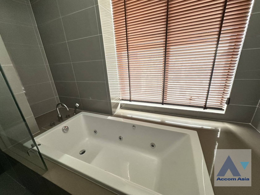 รูป 🔼🔽 AccomA 📩 Pet friendly 3 BR Condominium @M Silom (AA15265) - รูปที่ 17/20