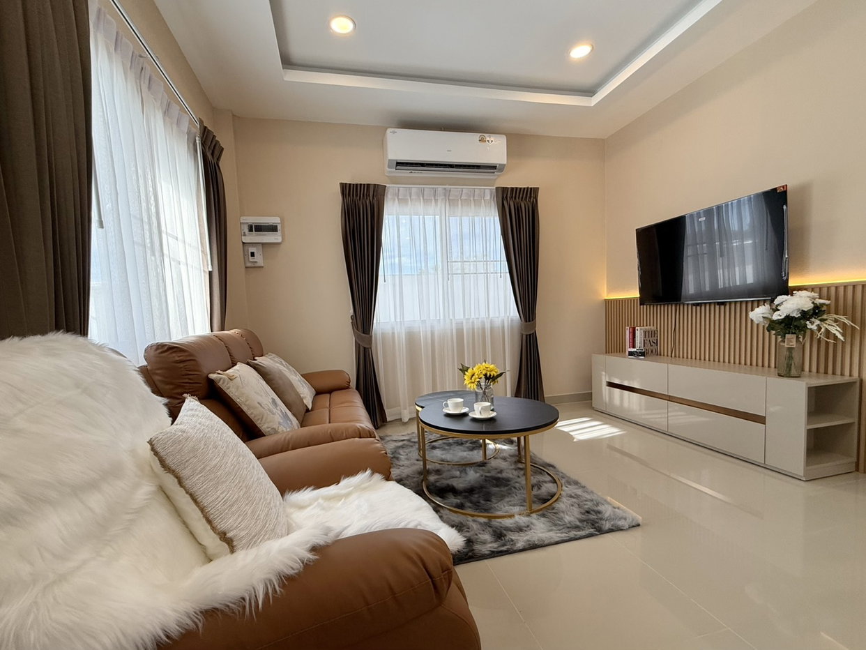 รูป Private Pool Villa House for Rent in East Pattaya - รูปที่ 11/17