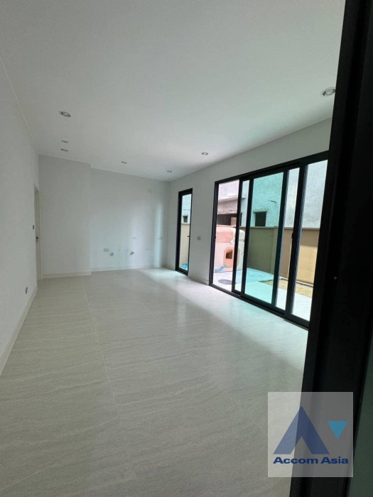 รูป 🔼🔽 AccomA 📩 Pet friendly,Home Office 3 BR House @Baan Klang Muang CLASSE Sukhumvit 77 (AA38596) - รูปที่ 11/20