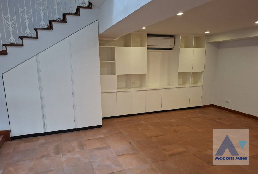 picture 🔼🔽 AccomA 📩  3 BR Townhouse in  Lumphini (AA33100) - 6/20