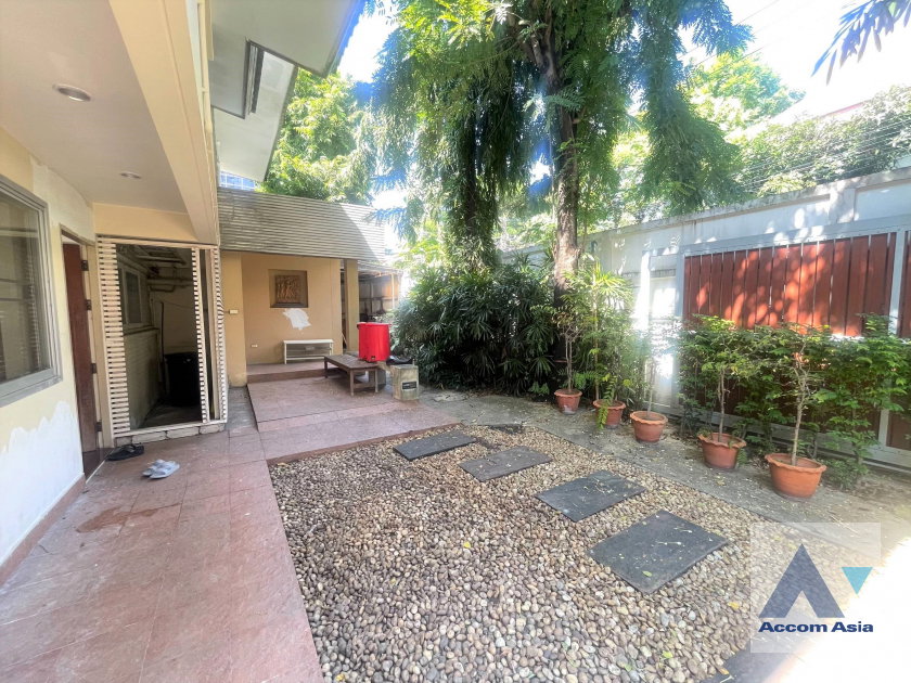 picture 🔼🔽 AccomA 📩 Home Office 3 BR House in Klong Tan (90248) - 19/20