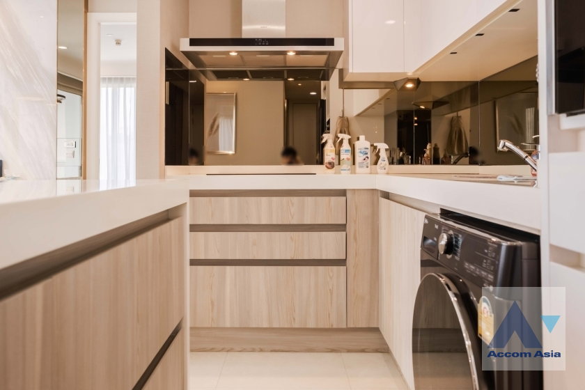 picture 🔼🔽 AccomA 📩  2 BR Condominium @Q Langsuan  (AA38772) - 8/20