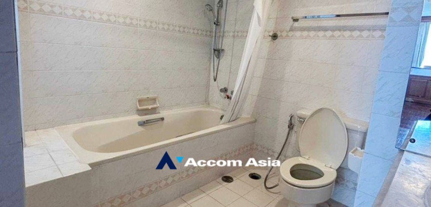 picture 🔼🔽 AccomA 📩 Classic wood-finished condo with large balcony in Sukhumvit (24440) - 14/15