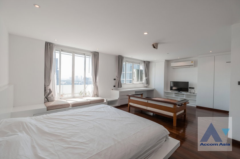 รูป 🔼🔽 AccomA 📩 Panoramic-view condo with bright interiors at Monterey Place (AA28408) - รูปที่ 16/20