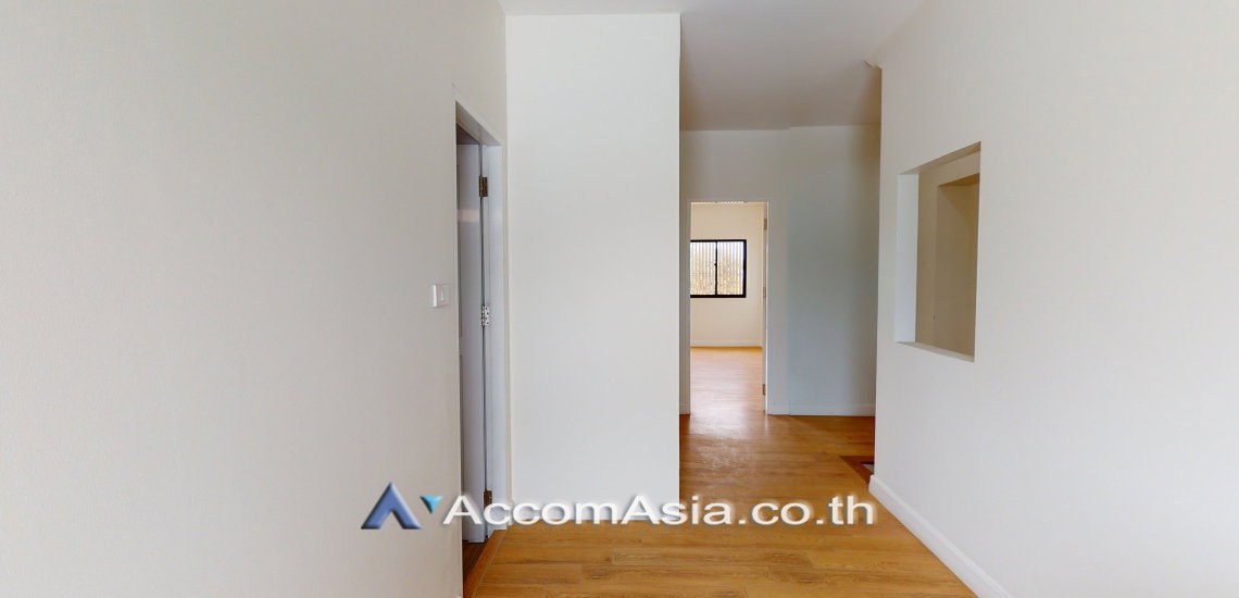 รูป 🔼🔽 AccomA 📩  4 BR House in Bang Chak (AA29583) - รูปที่ 10/12
