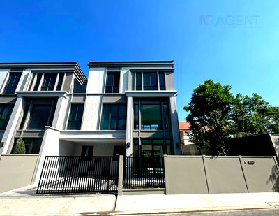 Townhouses for rent Soi On Nut (Sukhumvit 77) : 📌 For Rent 3-story Townhouse BAAN KLANG MUANG CLASSE SUKHUMVIT 77 2 bedroom 3 bathroom