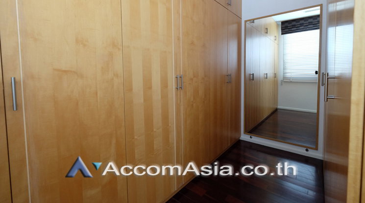 รูป 🔼🔽 AccomA 📩 Pet friendly 2 BR Condominium @The Legend Saladaeng (1520403) - รูปที่ 17/20