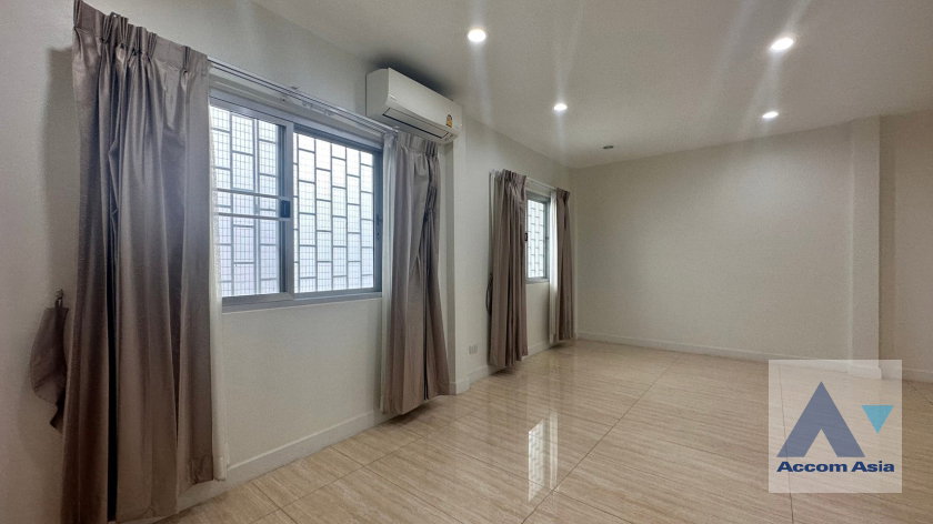 รูป 🔼🔽 AccomA 📩  4 BR House in Khlong Tan Nuea (2514805) - รูปที่ 8/20