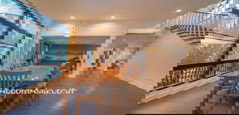 🔼🔽 AccomA 📩  Bright house with open layout in Sukhumvit (13001852)