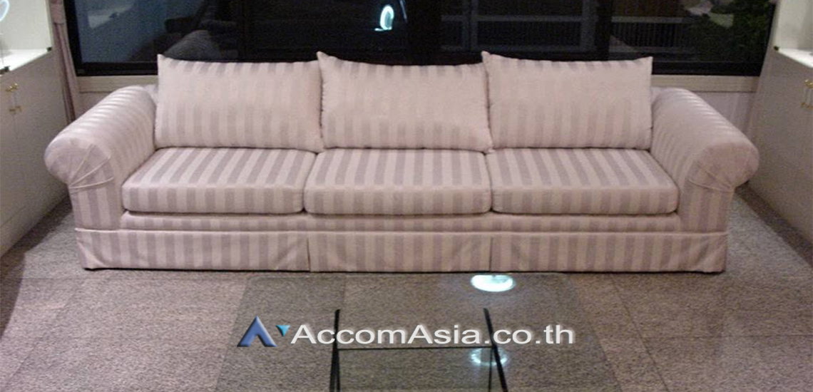picture 🔼🔽 AccomA 📩 4 BR Townhouse in Klong Tan (110192) - 4/12