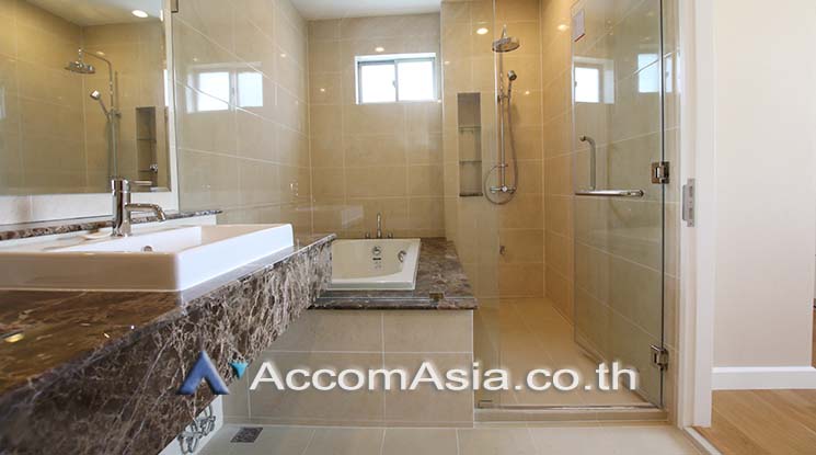 รูป 🔼🔽 AccomA 📩 Home Office 4 BR House in Klong Tan (AA17760) - รูปที่ 15/16