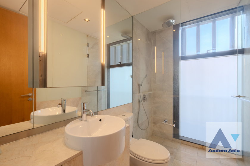รูป 🔼🔽 AccomA 📩 Fully Furnished,Duplex Condo 4 BR Condominium @The Met Sathorn (AA40212) - รูปที่ 16/20