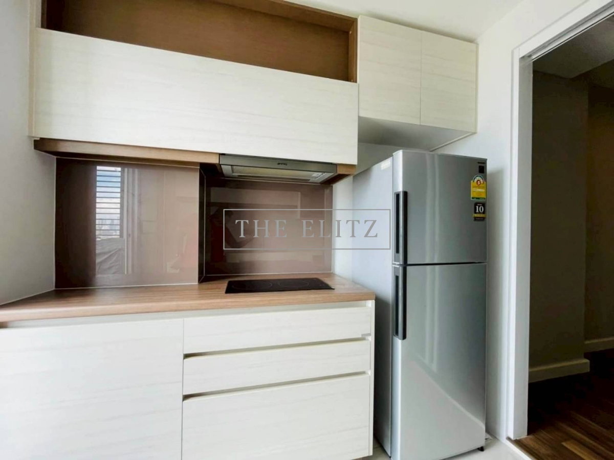 รูป ✨ สัมผัสมาตรฐานของการอยู่อาศัยที่เหนือกว่า The Room Sathorn–Taksin ใช้ชีวิตผ่านพื้นที่ที่ออกแบบอย่างมีรสนิยม เพื่อรองรับทุกจังหวะของชีวิต - รูปที่ 7/18