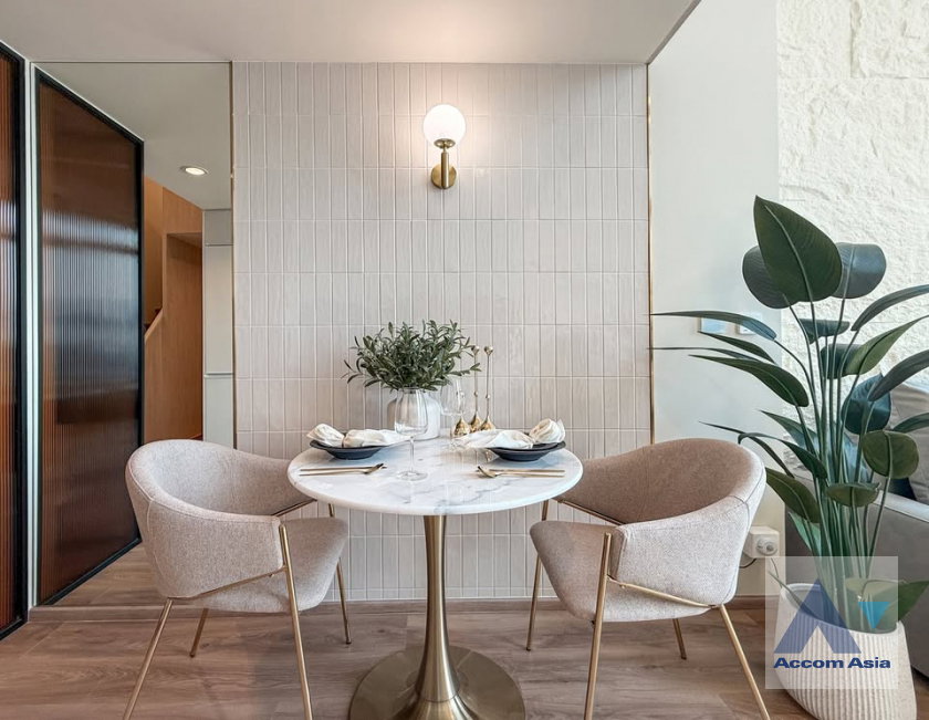 picture 🔼🔽 AccomA 📩 Fully Furnished,Duplex Condo 1 BR Condominium @Noble Form Thong Lo (AA45630) - 10/19