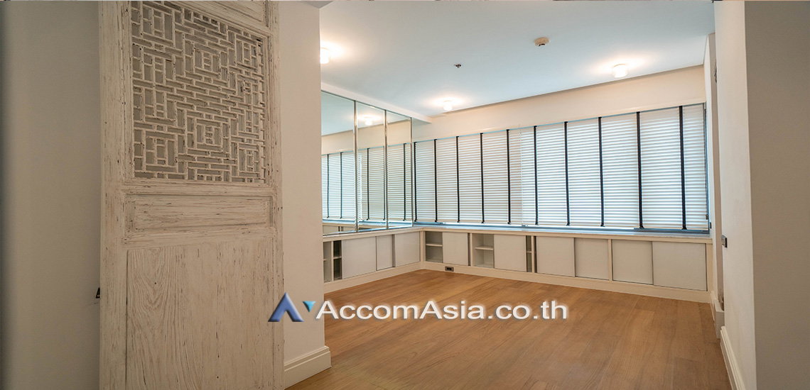 รูป 🔼🔽 AccomA 📩 Duplex Condo,Double High Ceiling 3 BR Condominium @Bright Sukhumvit 24 (AA21909) - รูปที่ 8/13