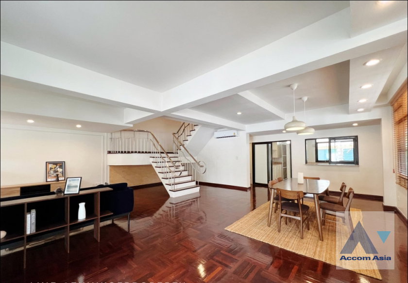 picture 🔼🔽 AccomA 📩  4 BR Townhouse @ (AA30585) - 3/14