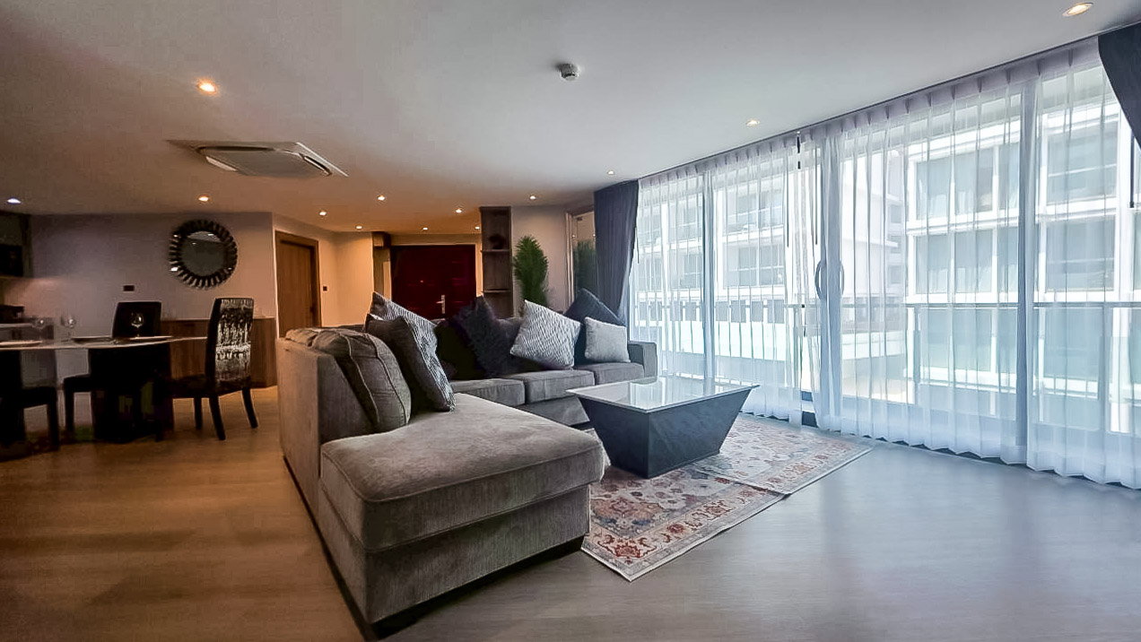 รูป Condo for Sale Tropicana Condotel Pratumnak Spacious Layout - รูปที่ 2/16