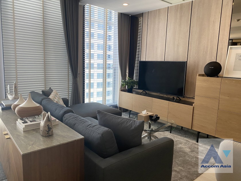 รูป 🔼🔽 AccomA 📩  2 BR Condominium @Noble Ploenchit (AA42815) - รูปที่ 1/11