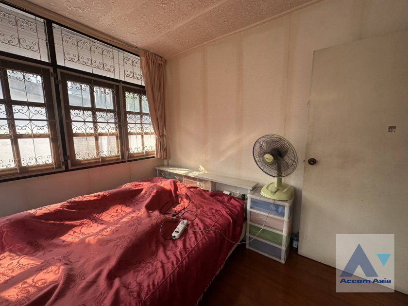รูป 🔼🔽 AccomA 📩  4 BR House in Phra Khanong Nuea (AA41441) - รูปที่ 10/13