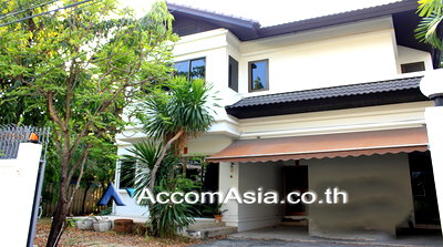 Houses for rent BTS Thong Lo (Thong Lor) : 🔼🔽 AccomA 📩  2 BR House in Khlong Tan Nuea (AA23538)