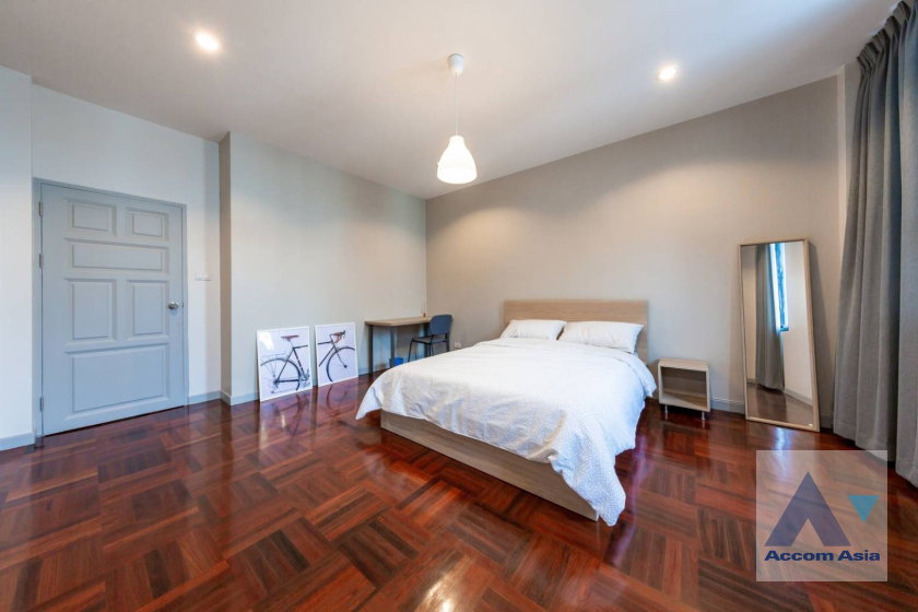 รูป 🔼🔽 AccomA 📩 Spacious townhouse with greenery and open-plan comfort in Sathorn - รูปที่ 8/15