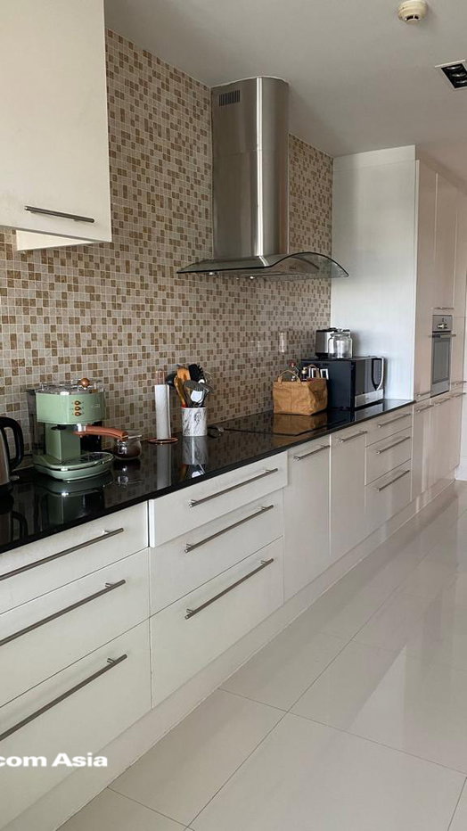 รูป 🔼🔽 AccomA 📩  3 BR Condominium @Baan Yen Akard (25980) - รูปที่ 2/4