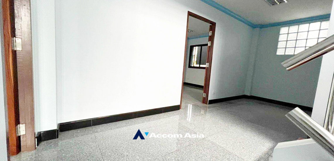 รูป 🔼🔽 AccomA 📩  4 BR House in  Lumphini (AA29957) - รูปที่ 8/20